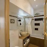 Camparis - - D'hotes 4*